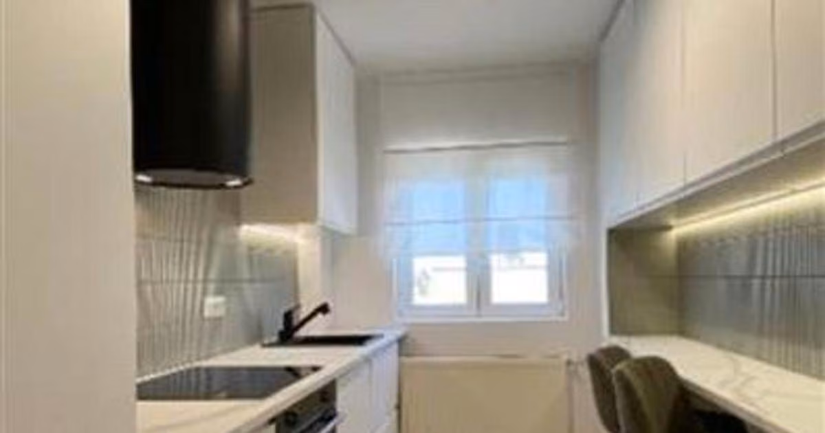 Apartament de vânzare cu 2 camere, mobilat în zona Central, Ultracentral