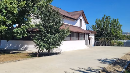 Casă Calimanesti