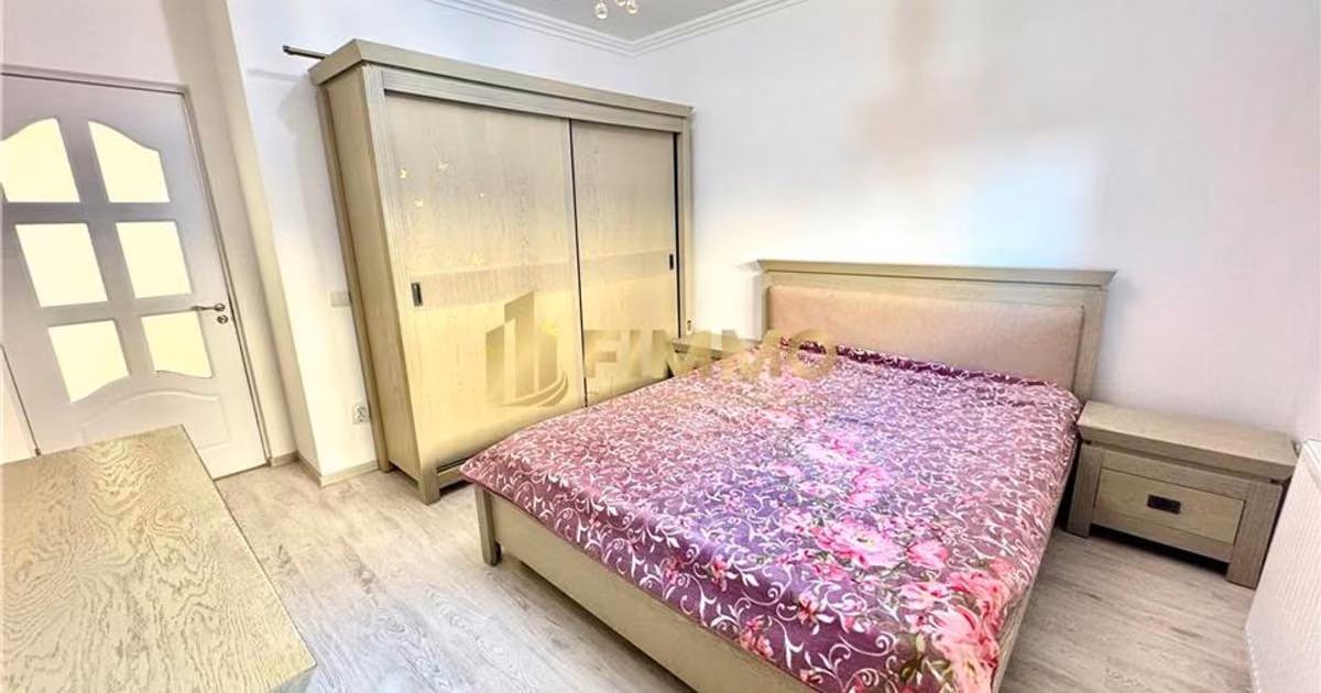 Apartament de vânzare cu 2 camere, mobilat în zona Central, Suceava