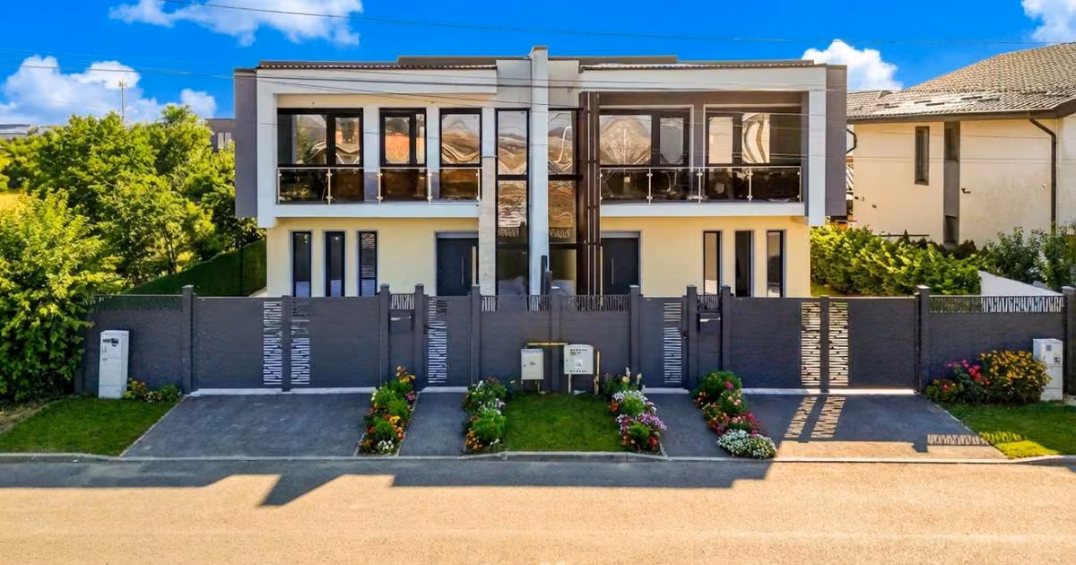 Duplex de vânzare cu 5 camere în Corbeanca