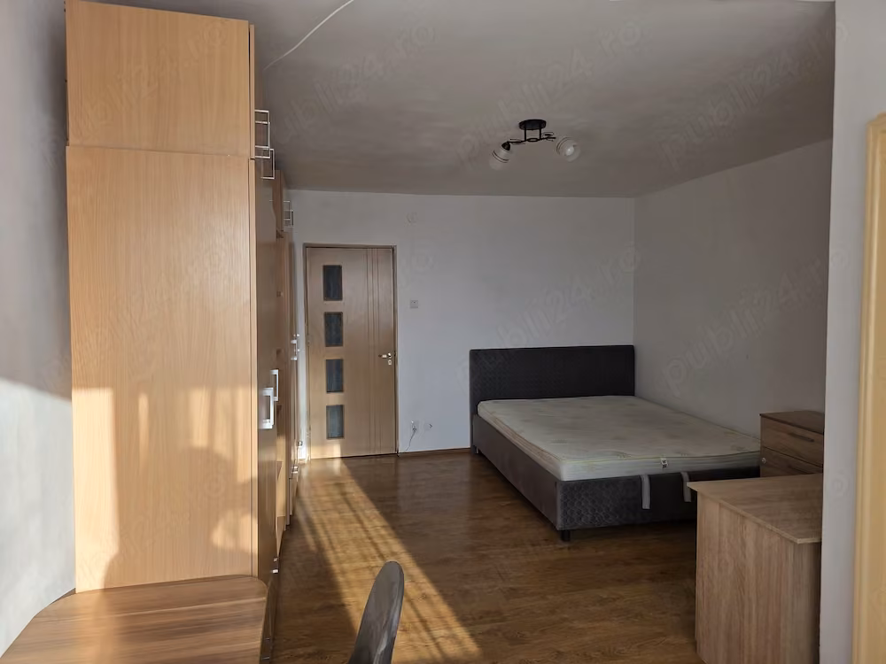 Garsoniera de vanzare Bloc G etaj 9 din 10