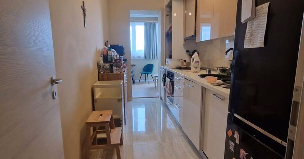 Apartament de vânzare cu 3 camere, mobilat în Giroc