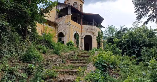 Casă Central
