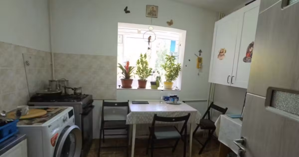 Apartament de vânzare cu 2 camere, mobilat în zona Aviației, Sector 1