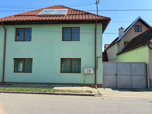 Casă Central