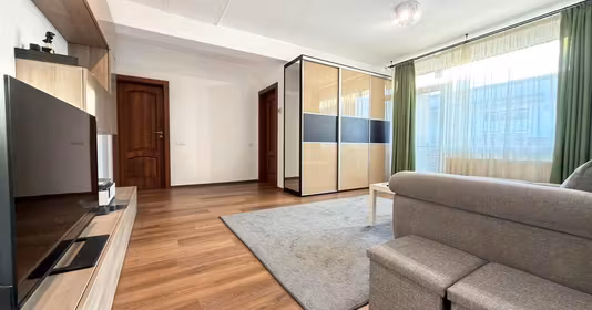 Apartament Florești