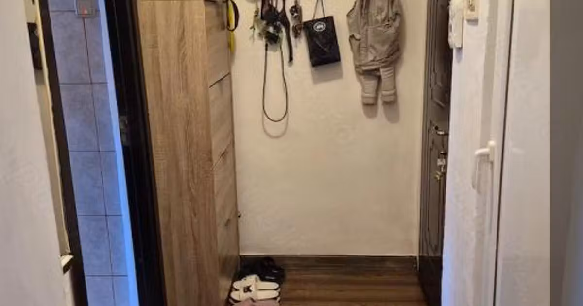 Apartament de vânzare cu 2 camere în zona Tomis IV, Constanța