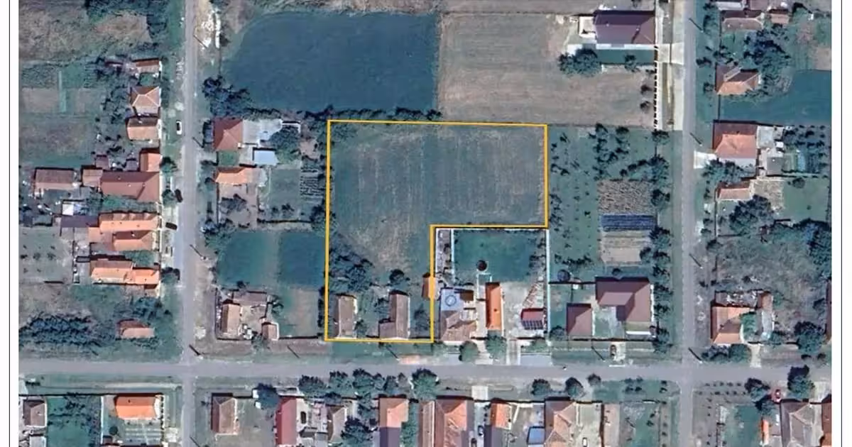 Teren Construcții intravilan de vânzare de 4100 mp, în Șiria
