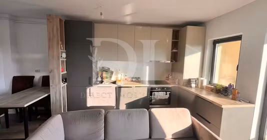 Apartament Florești