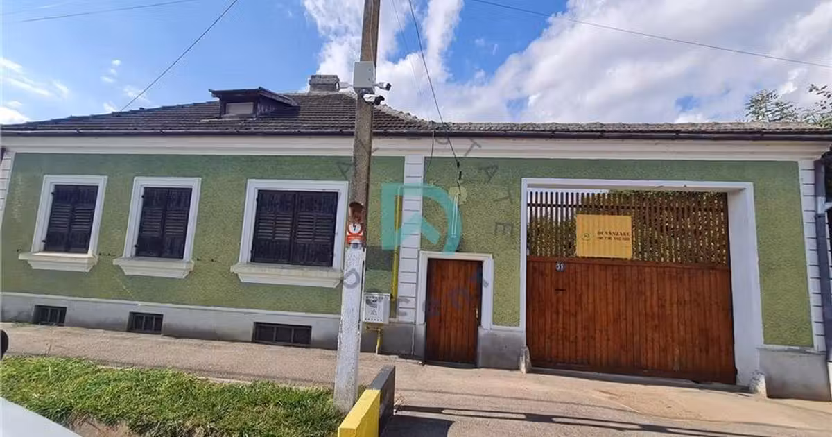 Casă individuală de vânzare cu 3 camere în Crizbav
