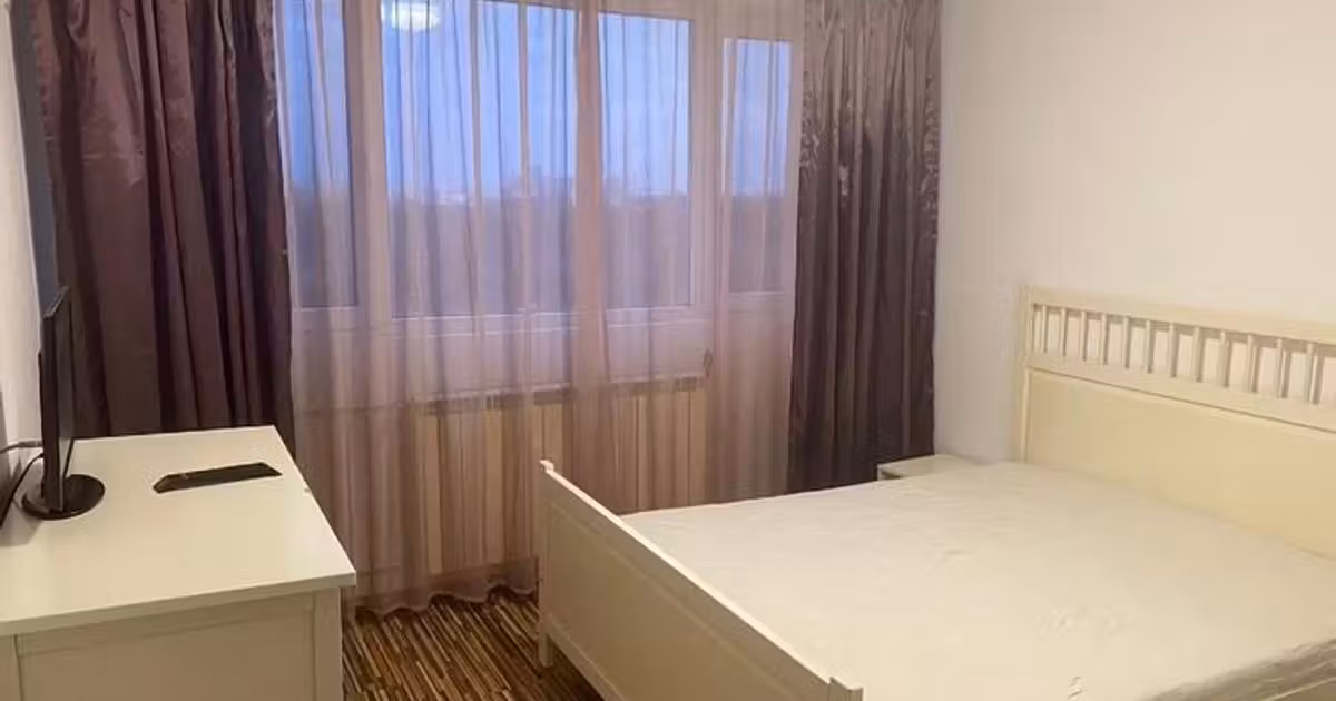 Apartament de vânzare cu 2 camere, mobilat în zona Eroii Revoluției, Sector 4