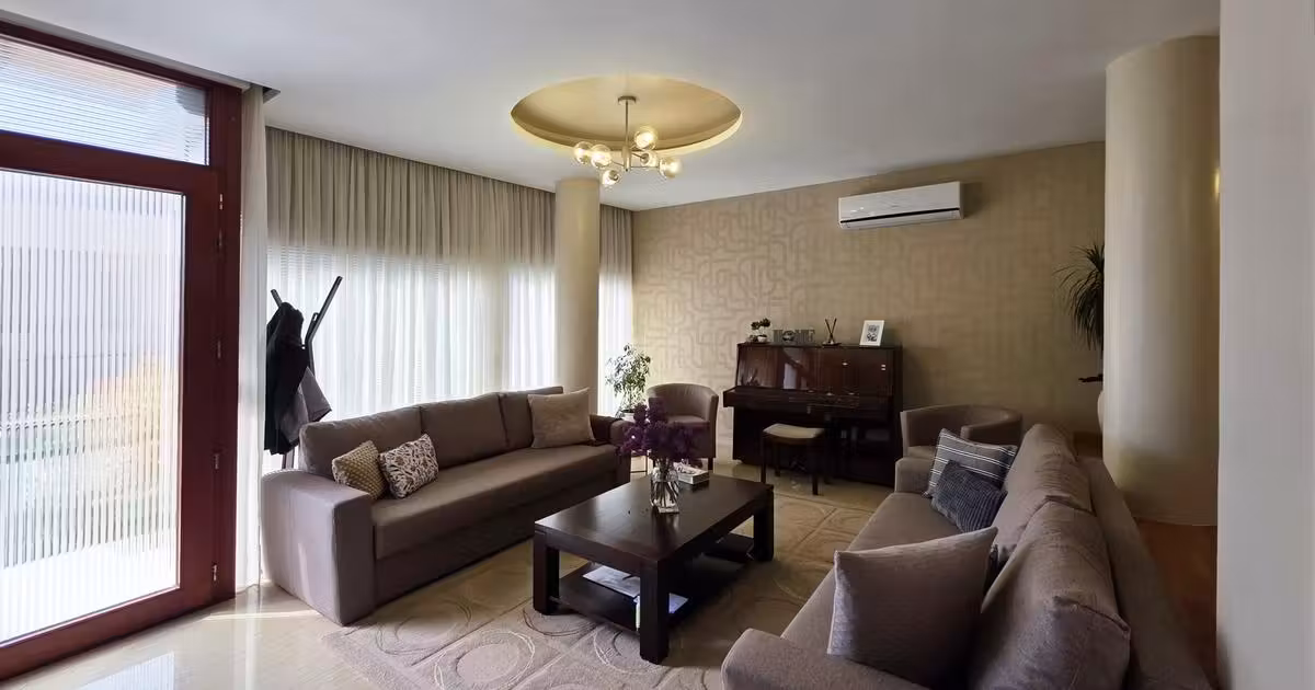 Casă de vânzare cu 7 camere în zona Braytim, Timișoara