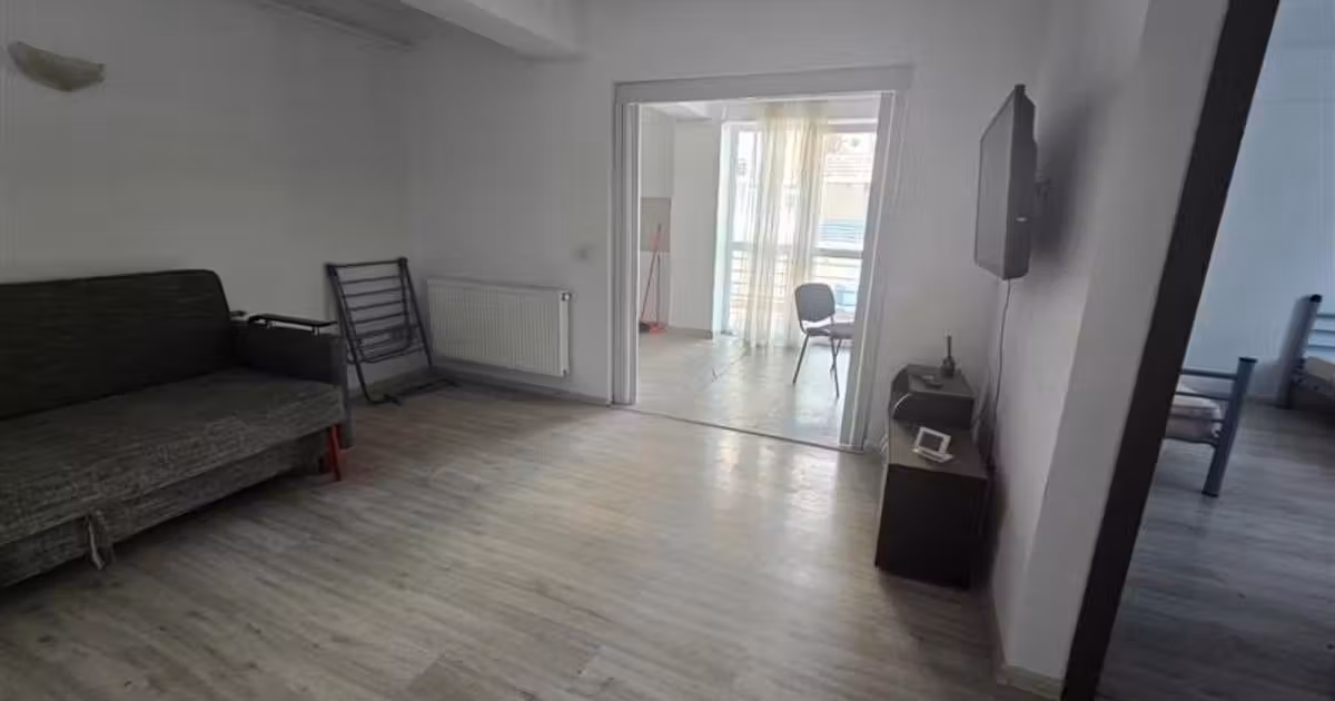 Apartament de vânzare cu 3 camere, mobilat în Iași