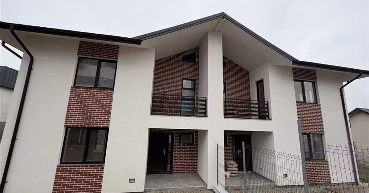 Duplex de vânzare cu 4 camere în zona Galata, Iași