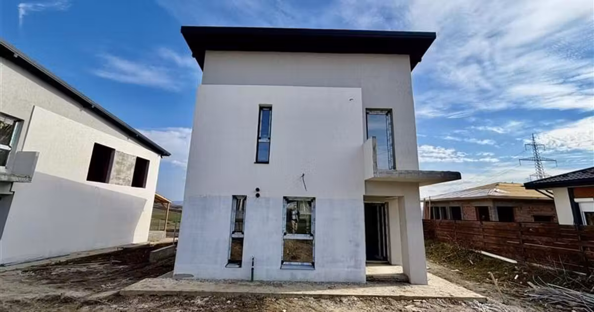 Casă individuală de vânzare cu 4 camere în Miroslava