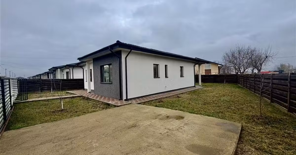 Casă individuală de vânzare cu 3 camere, mobilată în Miroslava