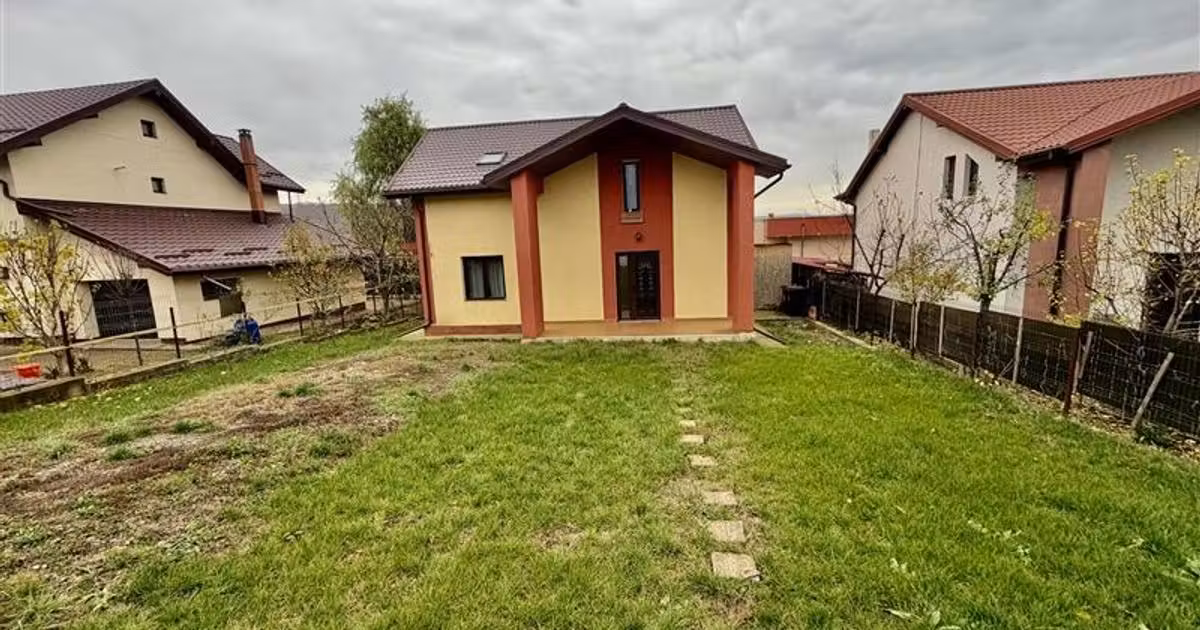 Casă individuală de vânzare cu 4 camere în zona Bucium, Iași