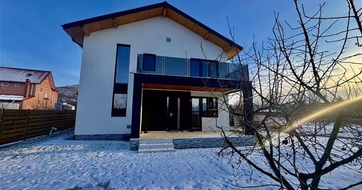 Casă individuală de vânzare cu 4 camere în Miroslava