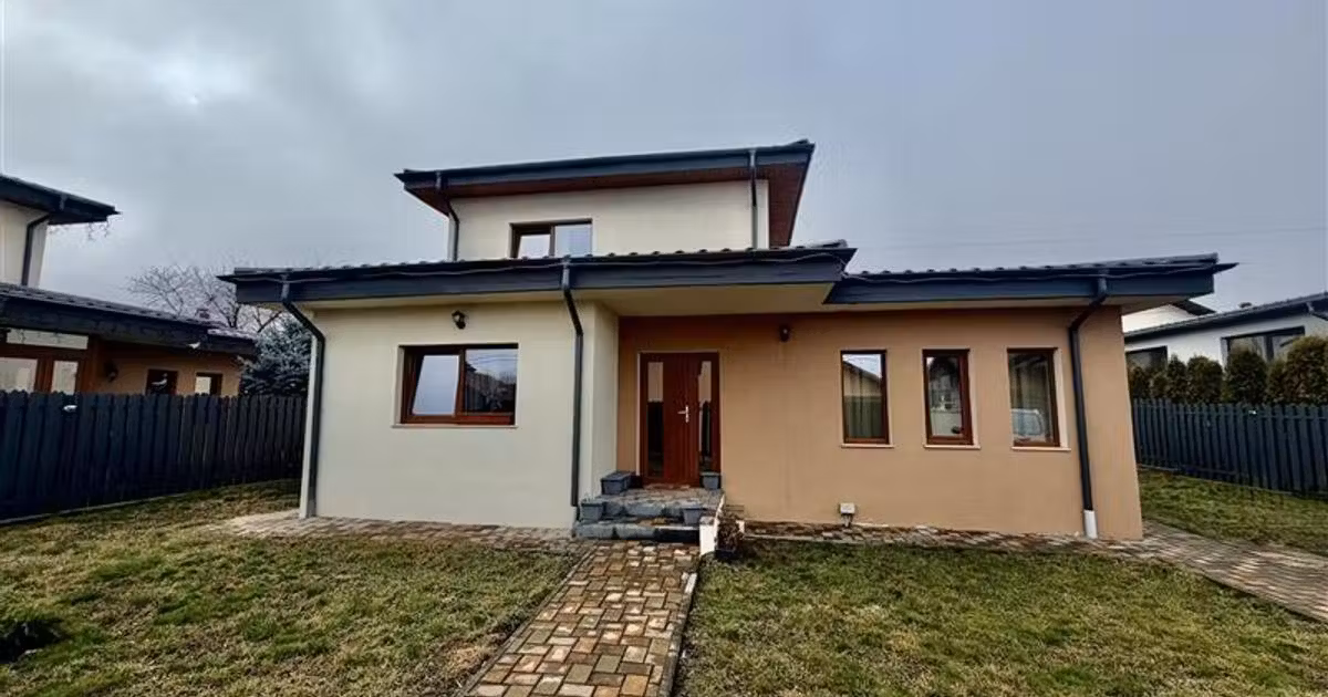 Casă individuală de vânzare cu 4 camere, mobilată în zona Miroslava, Iași