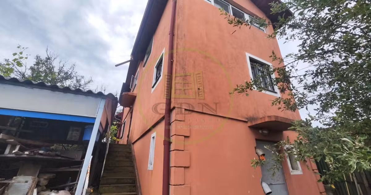 Casă individuală de vânzare cu 3 camere, mobilată în Pielești