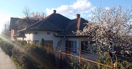 Casă Mureșeni