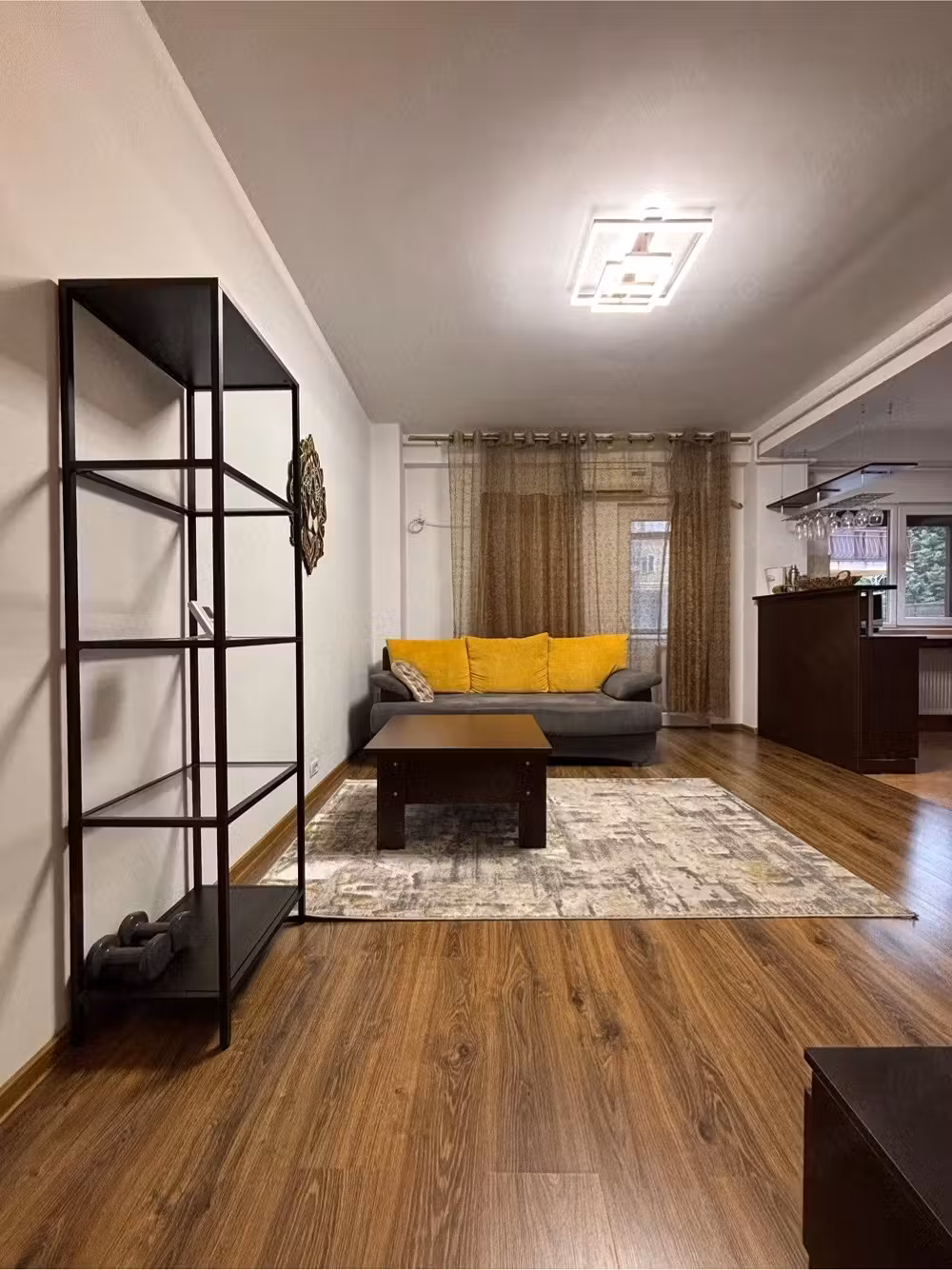 Studio de vanzare, Militari Residence