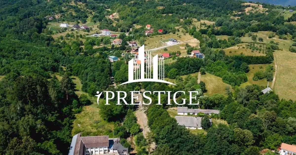 Teren Construcții intravilan de vânzare de 1013 mp, în Cisnădioara