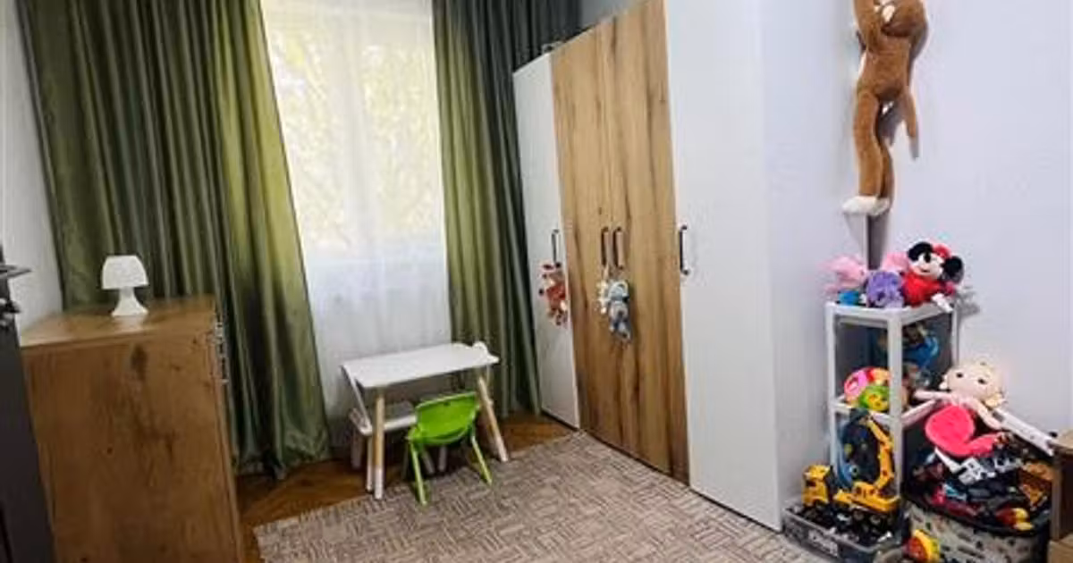 Apartament de vânzare cu 3 camere, mobilat în zona Circumvalațiunii, Timișoara
