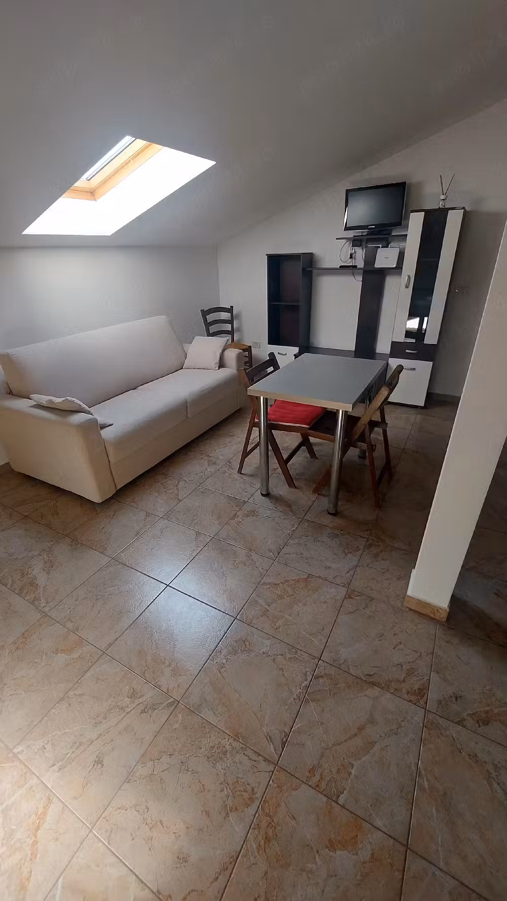 Apartament 2 camere cu utilitati incluse in pret