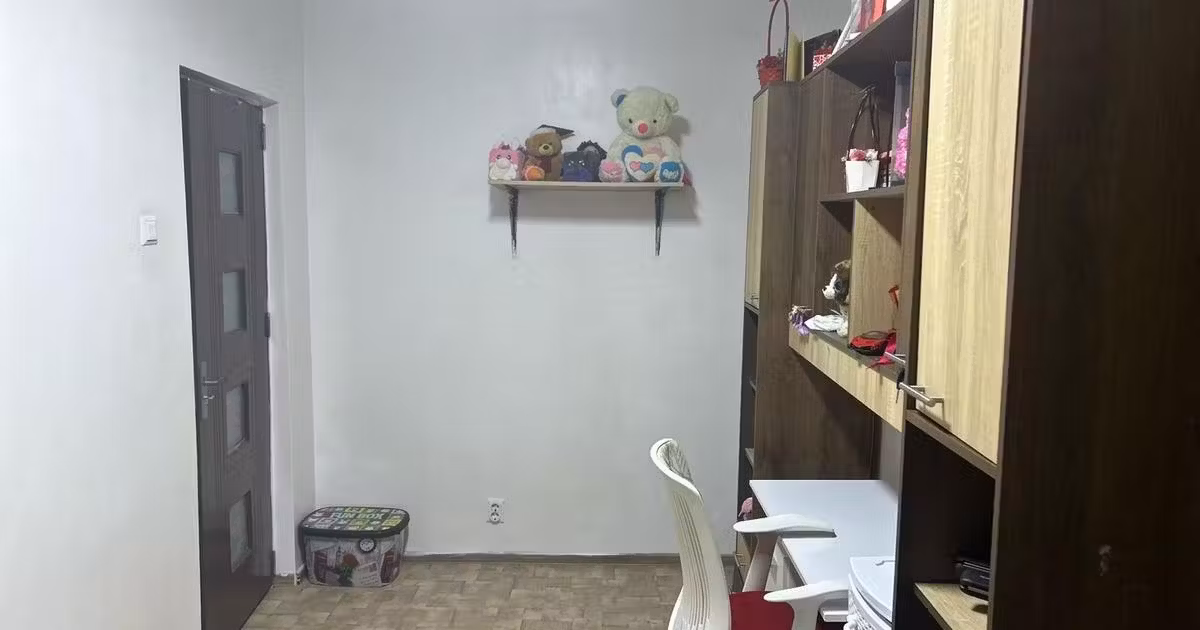 Apartament de vânzare cu 3 camere, mobilat în zona Țiglina 3, Galați