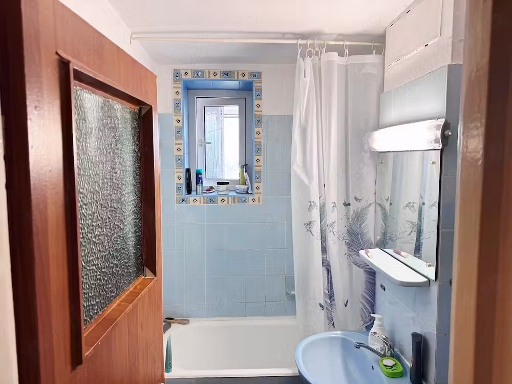 3 camere vis a vis Park Lake