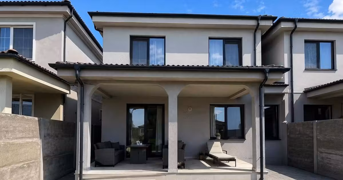 Duplex de vânzare cu 5 camere în Moșnița Nouă