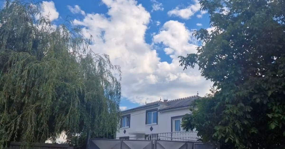 Duplex de vânzare cu 4 camere în zona Est, Botoșani