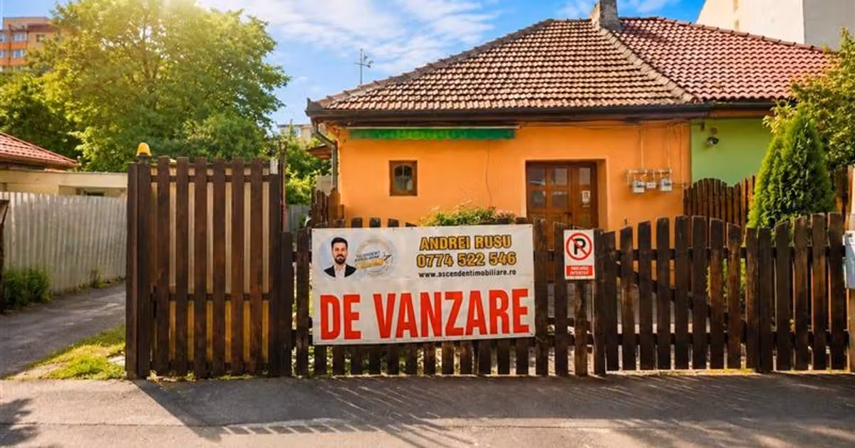 Casă de vânzare cu 7 camere în zona Florilor, Brașov