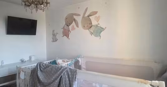 Apartament Titan