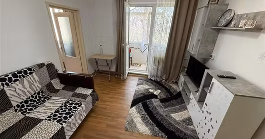 Apartament Tătărași
