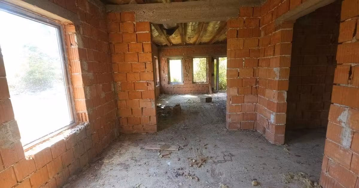 Casă individuală de vânzare cu 3 camere în Ineu
