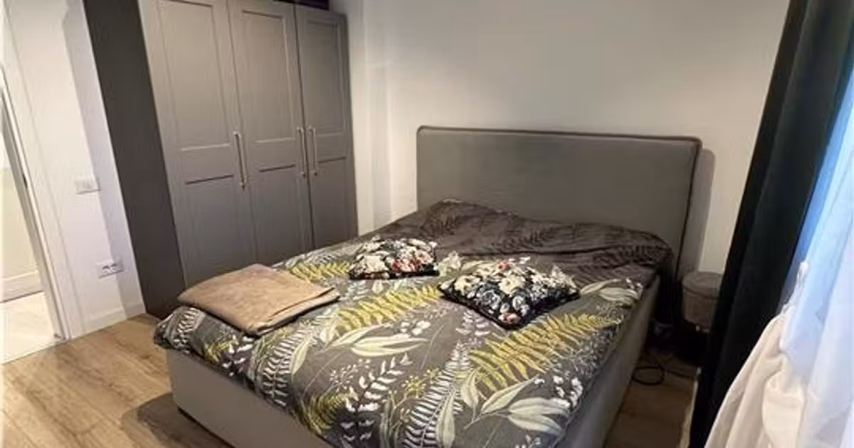 Apartament de vânzare cu 2 camere, mobilat în zona Titan, Sector 3