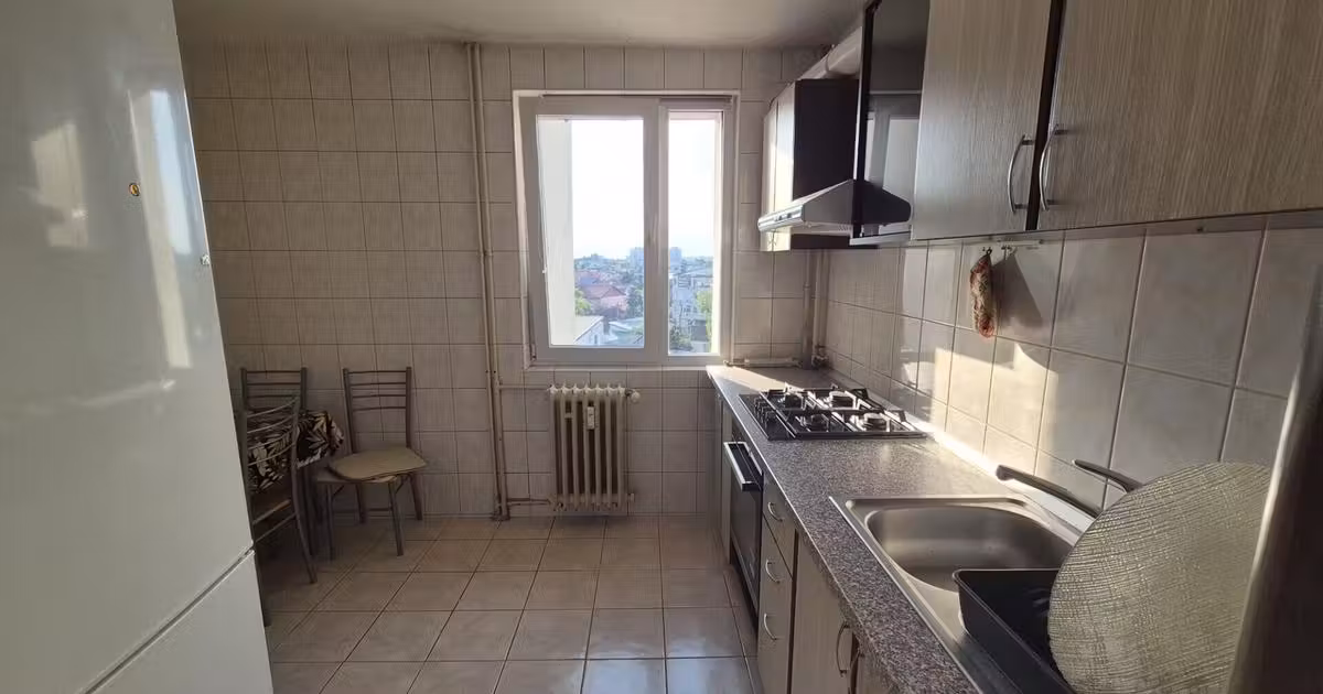 Apartament de vânzare cu 3 camere, mobilat în zona Giurgiului, Sector 4