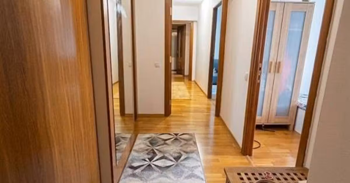 Apartament de vânzare cu 3 camere, mobilat în zona Brâncoveanu, Sector 4