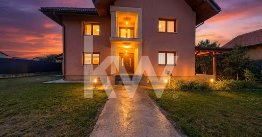Casă Tărlungeni
