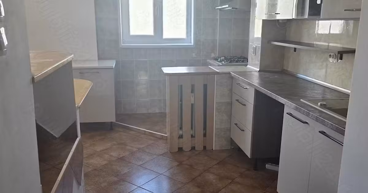 Apartament de vânzare cu 3 camere în zona Pantelimon, Sector 2
