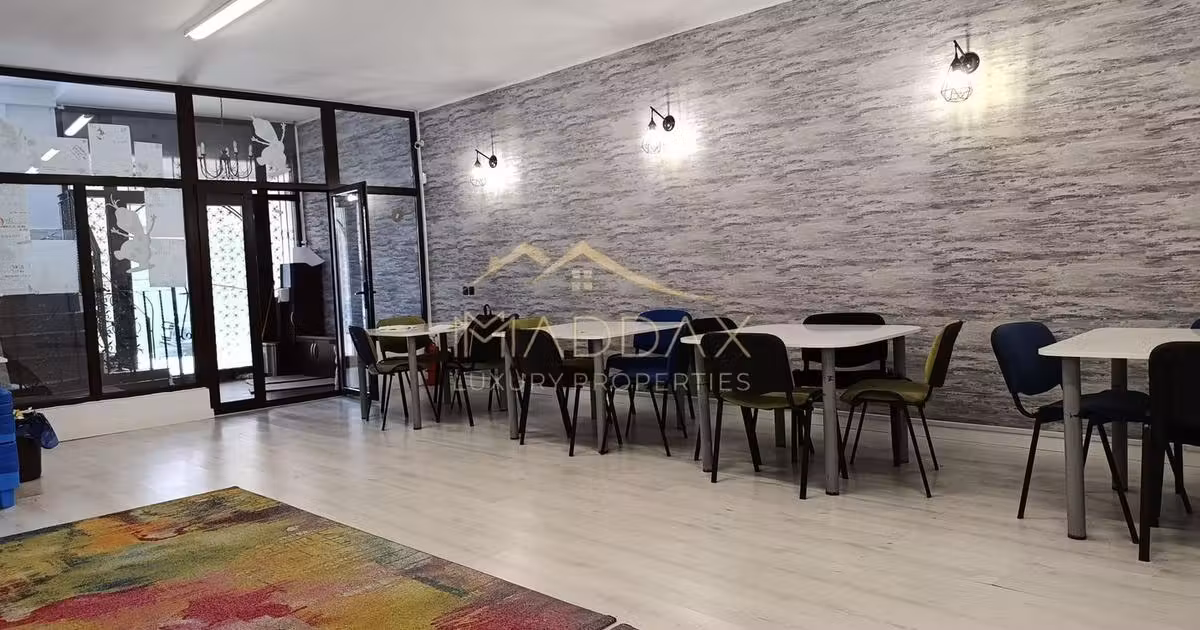 Casă individuală de vânzare cu 5 camere, mobilată în Sector 5