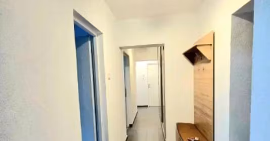 Apartament Titan
