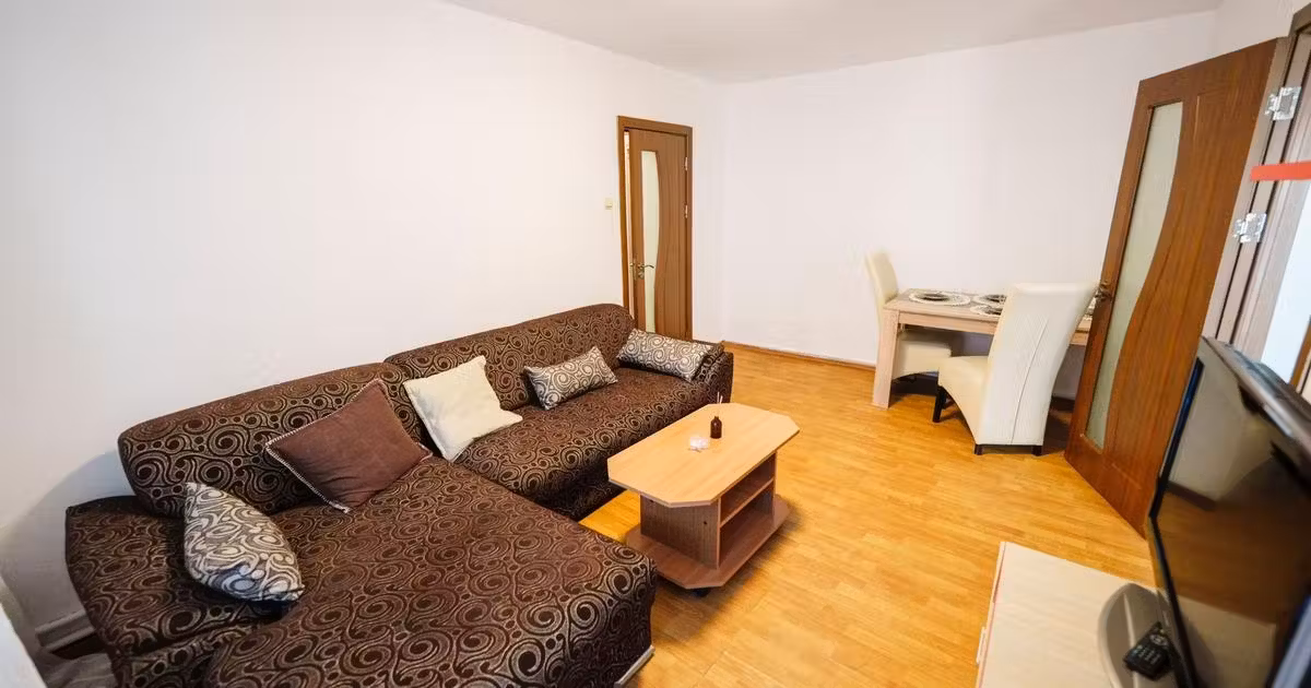 Apartament de vânzare cu 2 camere, mobilat în zona Calea București, Craiova