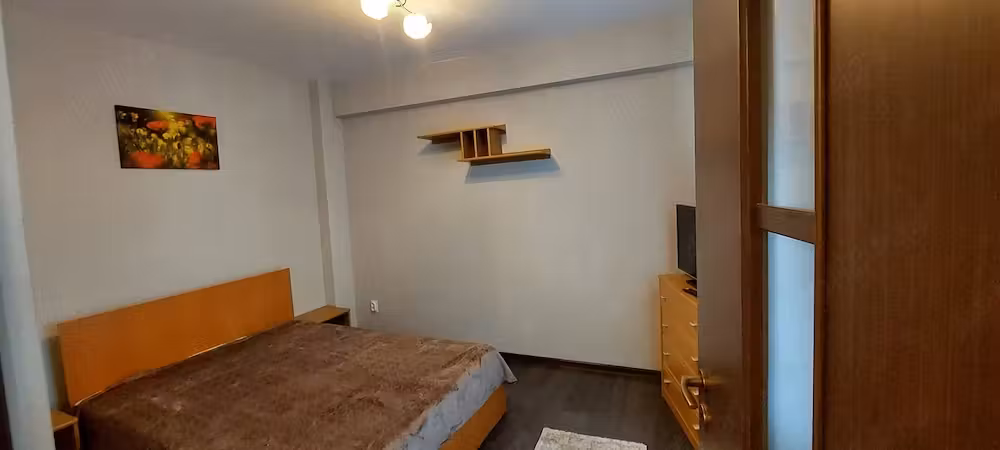 Apartament 2 camere open space, zona Tatarasi-Penta.