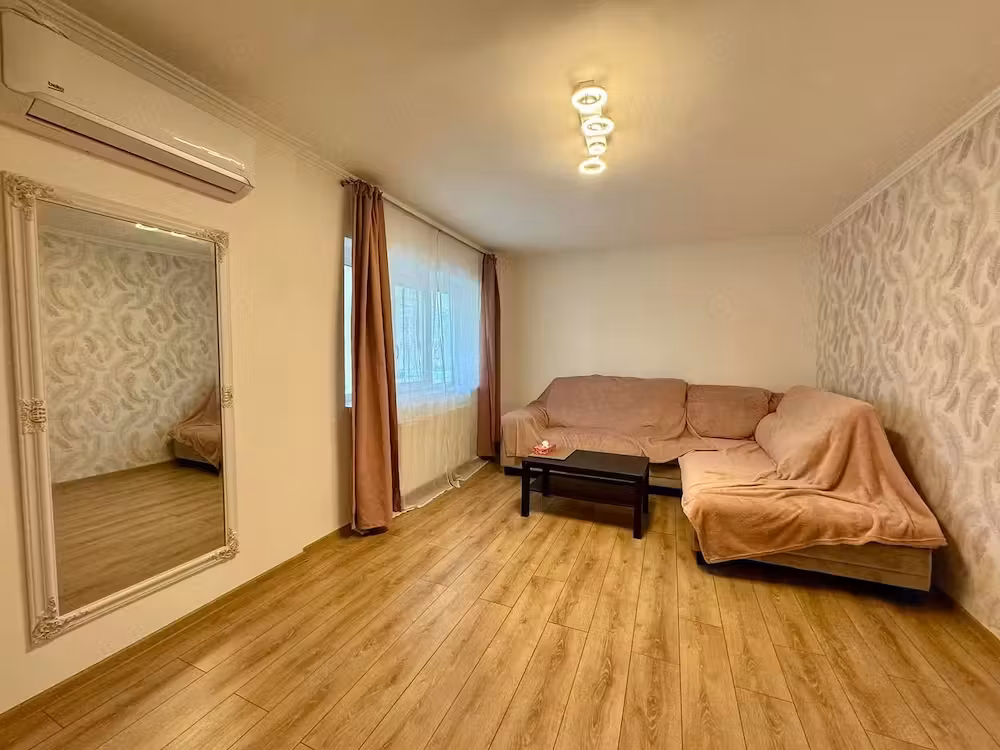 Aoartament 3 camere | Zona Lipovei