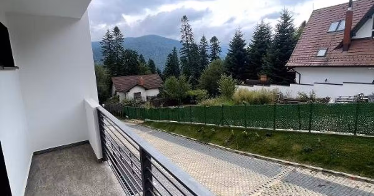 Apartament de vânzare cu 2 camere în Sinaia