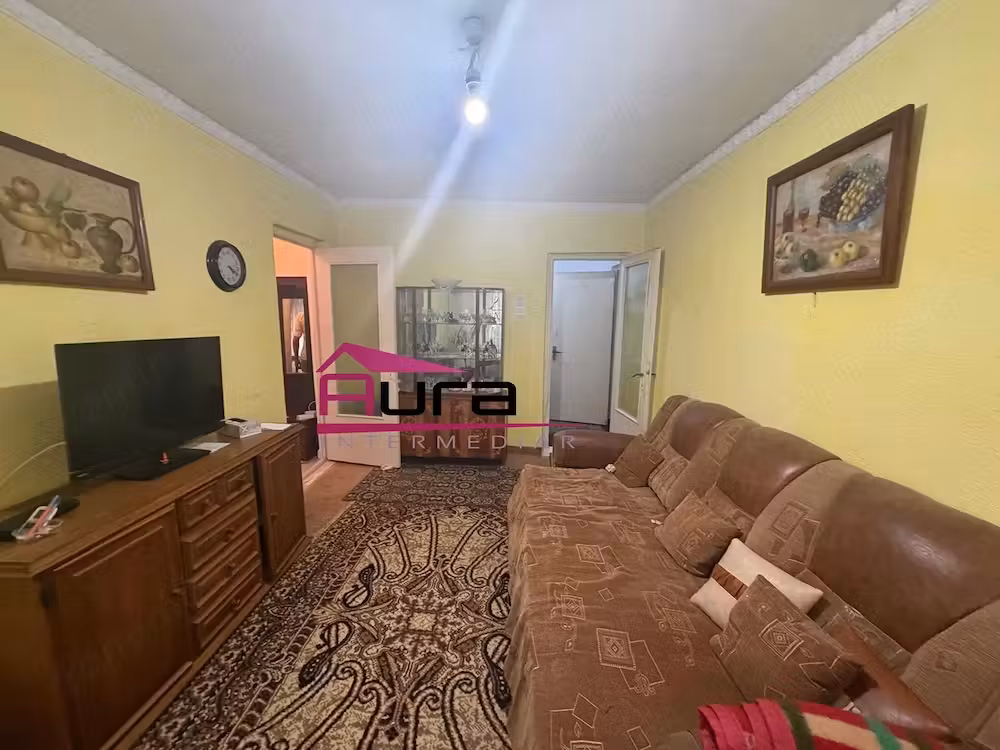 Apartament 2 camere Str.Alunisului