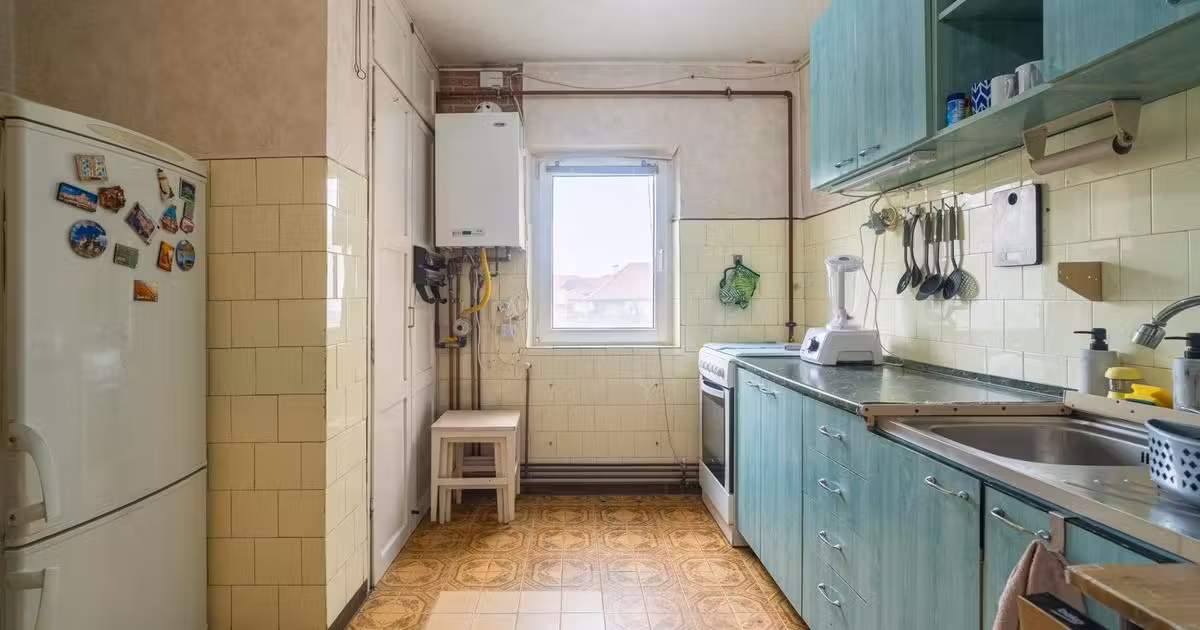Apartament de vânzare cu 4 camere în zona Boul Roșu, Arad